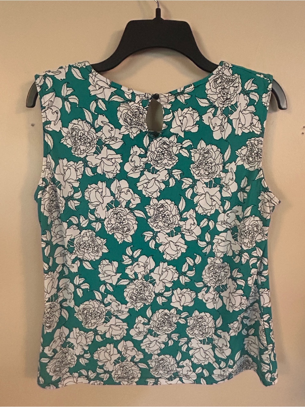 Jones New York Teal & White Floral Sleeveless Shell